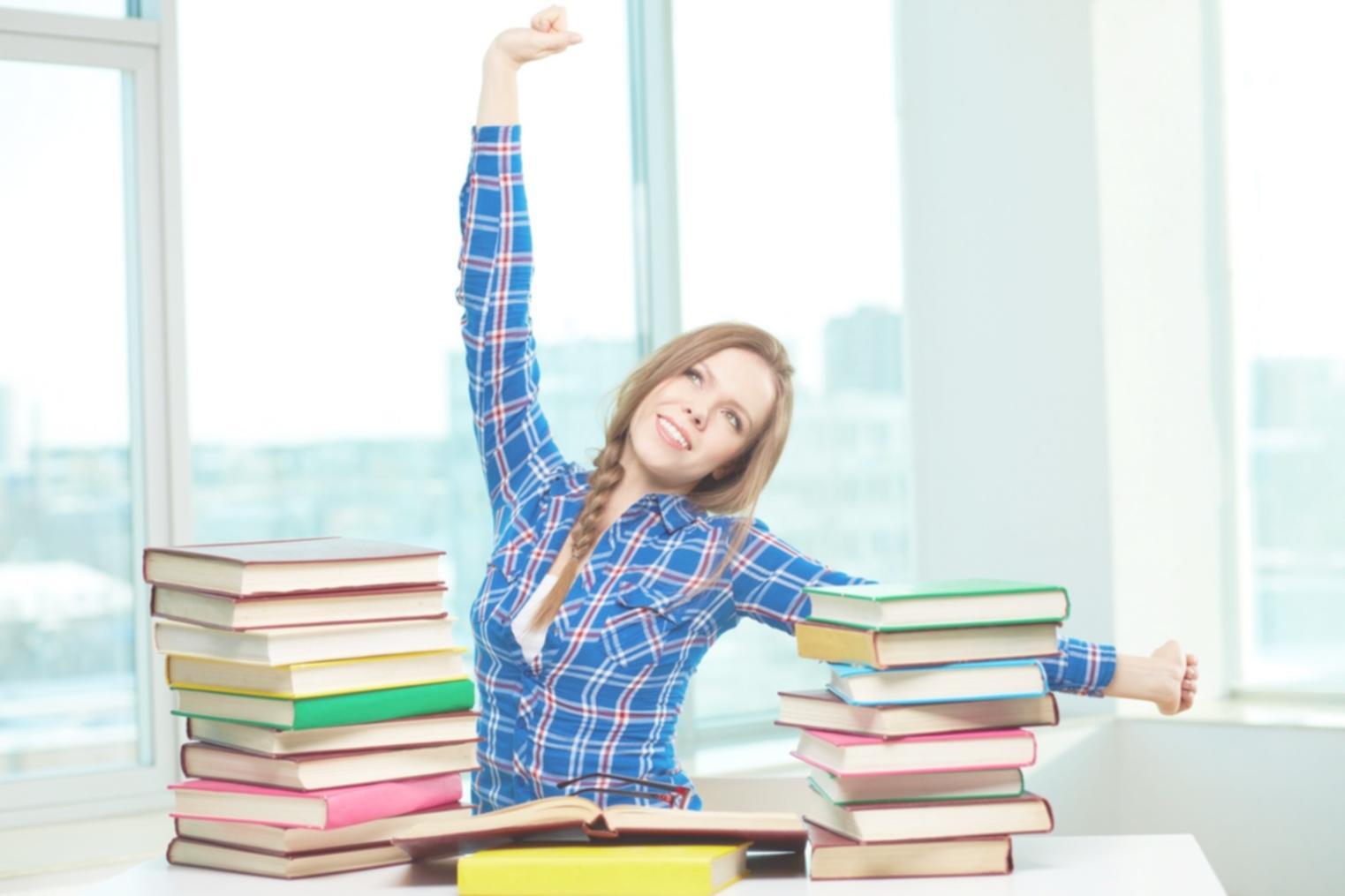 Group learning environment with collaborative financial education